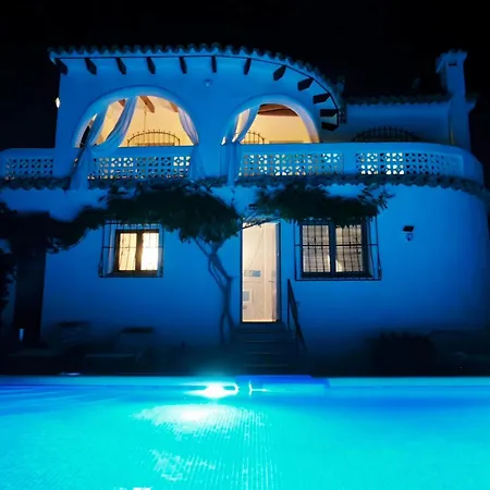Villa Charming With Private Pool And Partial Sea View Cumbre del Sol