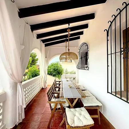 Charming With Private Pool And Partial Sea View فيلة كومبري ديل سول