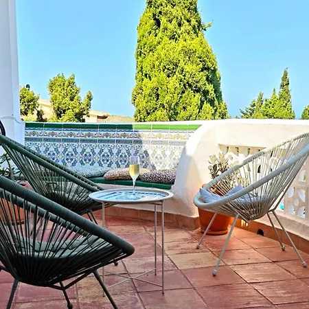 Charming With Private Pool And Partial Sea View Villa