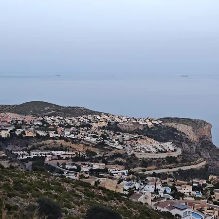 فيلة Charming With Private Pool And Partial Sea View كومبري ديل سول
